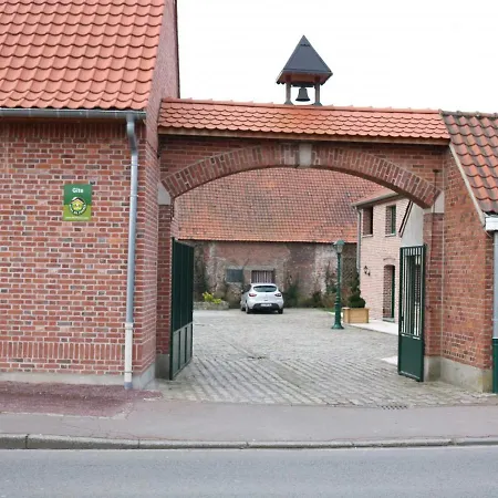 De Charme A La Ferme Pres De Lille, 50m² Avec Cuisine Equipee Et Parking Securise - Fr-1-510-173 *