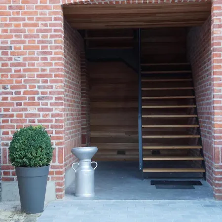 De Charme A La Ferme Pres De Lille, 50m² Avec Cuisine Equipee Et Parking Securise - Fr-1-510-173 Halluin