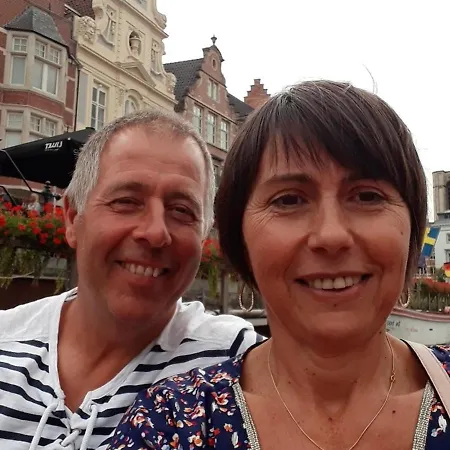 De Charme A La Ferme Pres De Lille, 50m² Avec Cuisine Equipee Et Parking Securise - Fr-1-510-173 * Halluin